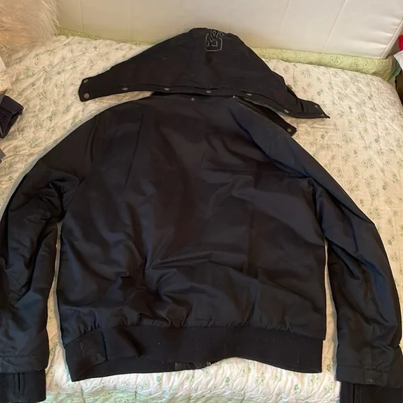 Bench winter jacket - Picture 2 of 4